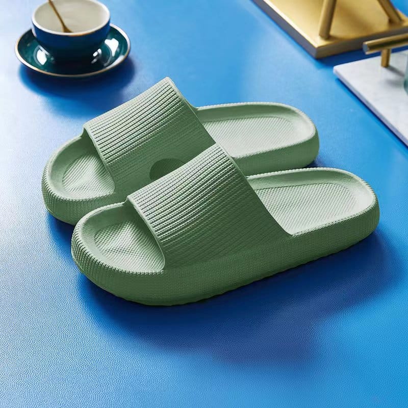 Tofflor – Mjuka & halksäkra i flera fina färger (kända som CozySlide™)